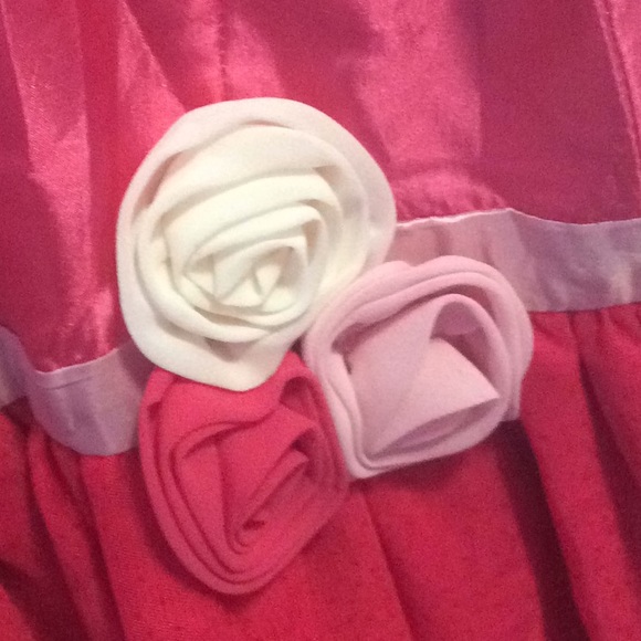 Sparkly pink dress - Picture 2 of 3